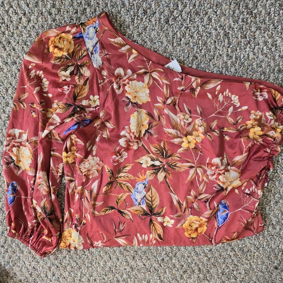 Express One Shoulder Blouse NWT - Picture 5 of 6